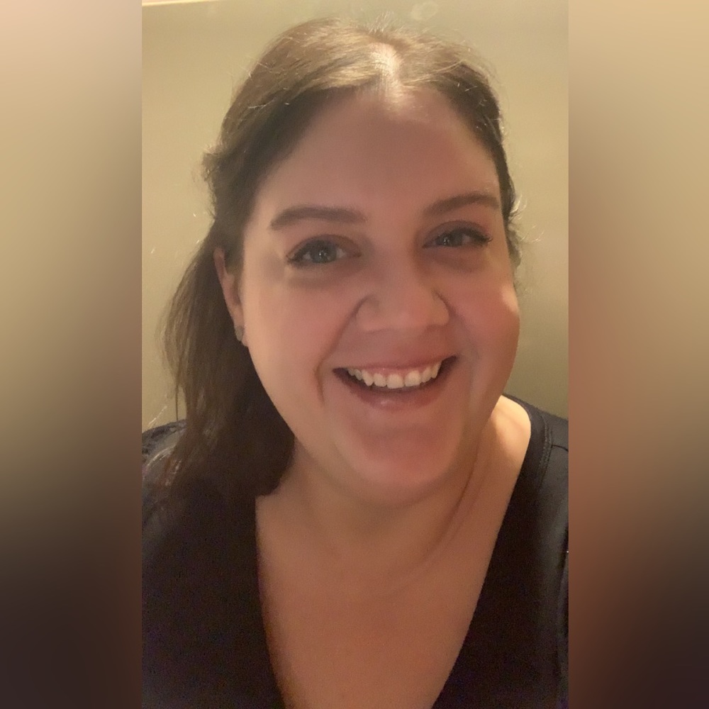 Welcome to my closet! 💜